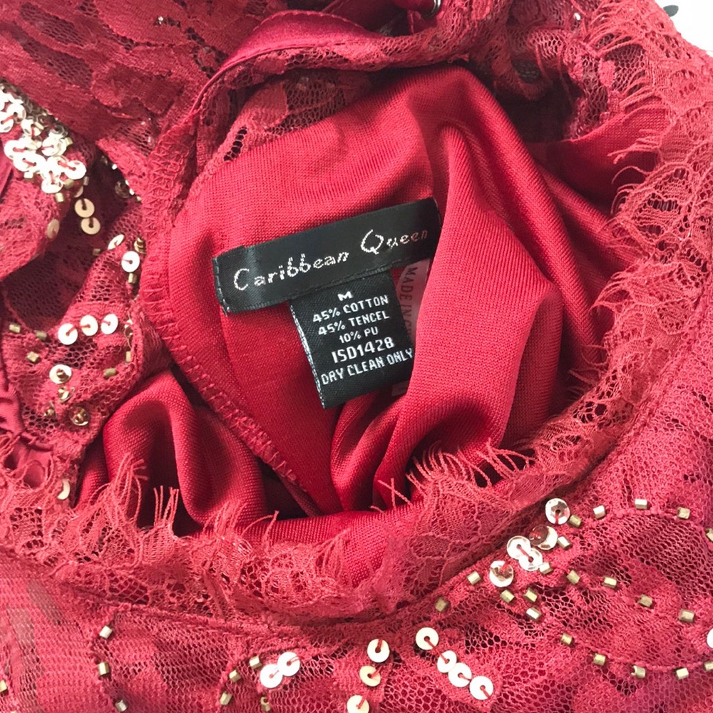 RED DRESS - Picture 6 of 6